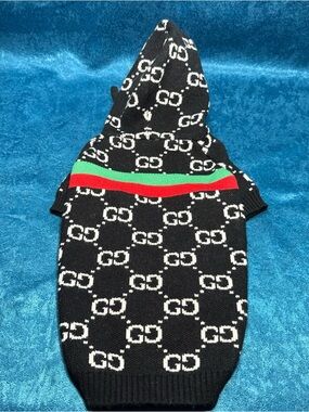 Luxury Fashion Sweater Hoodie Small Dog Thick Soft High Quality Black w Design